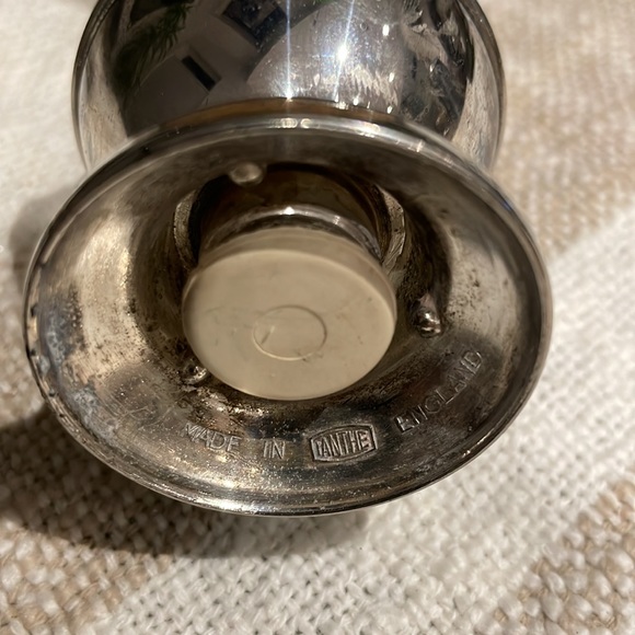 Antique Silver Salt Shaker. - Picture 4 of 4